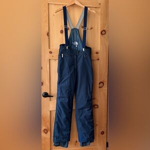 Vintage North Face ski pants with suspenders
